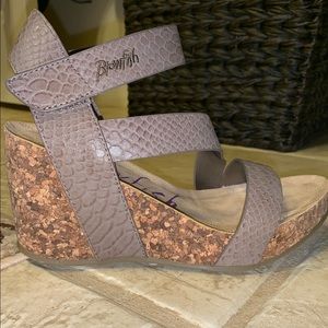 NEW Women’s Blowfish Wedge Sandals Size 7.5